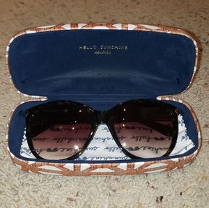 Stella & Dot Parker Tortoise Sunglasses with Case